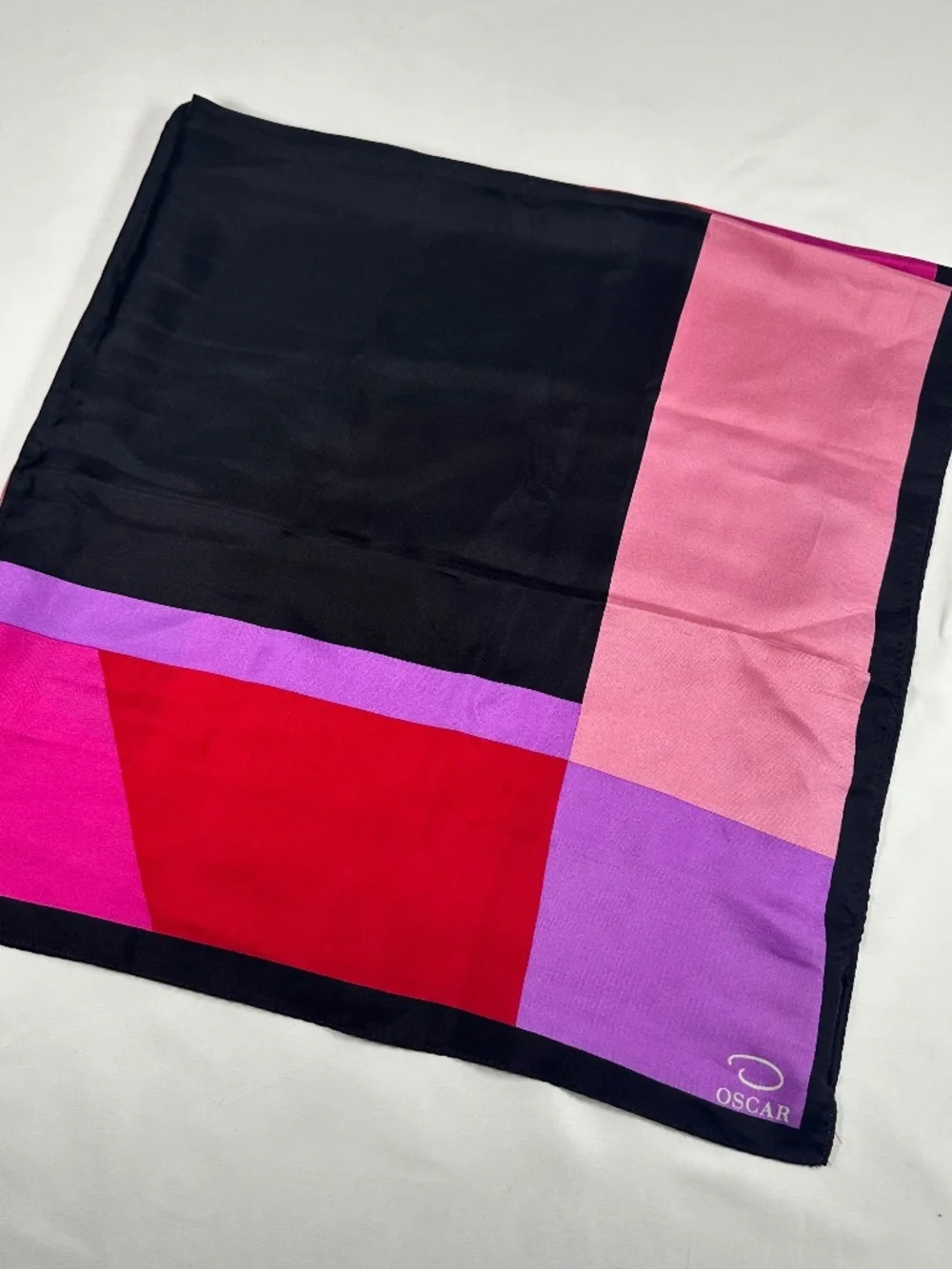 Beautiful Vintage Oscar de la Renta 100% Silk Square Scarf Colorblock 34.5x34.5